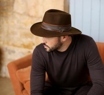 Brown hats - Online purchase